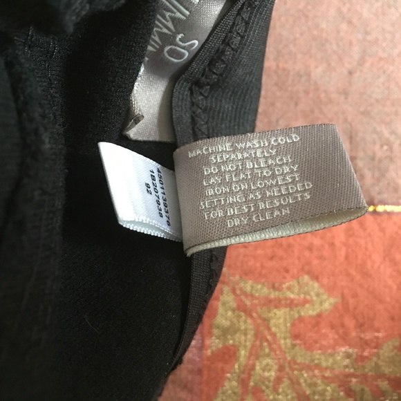 Chico’s So Slimming size 2.5 (L) black cotton rayon spandex jeans - Picture 3 of 3